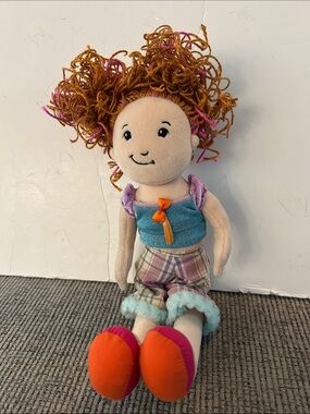 Manhattan toy Groovy Girls doll Selia cloth doll retired collectible